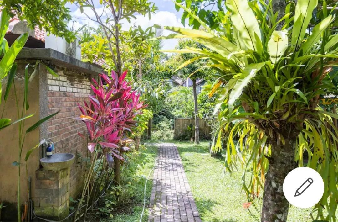 Ary House Ubud Hotel Exterior foto